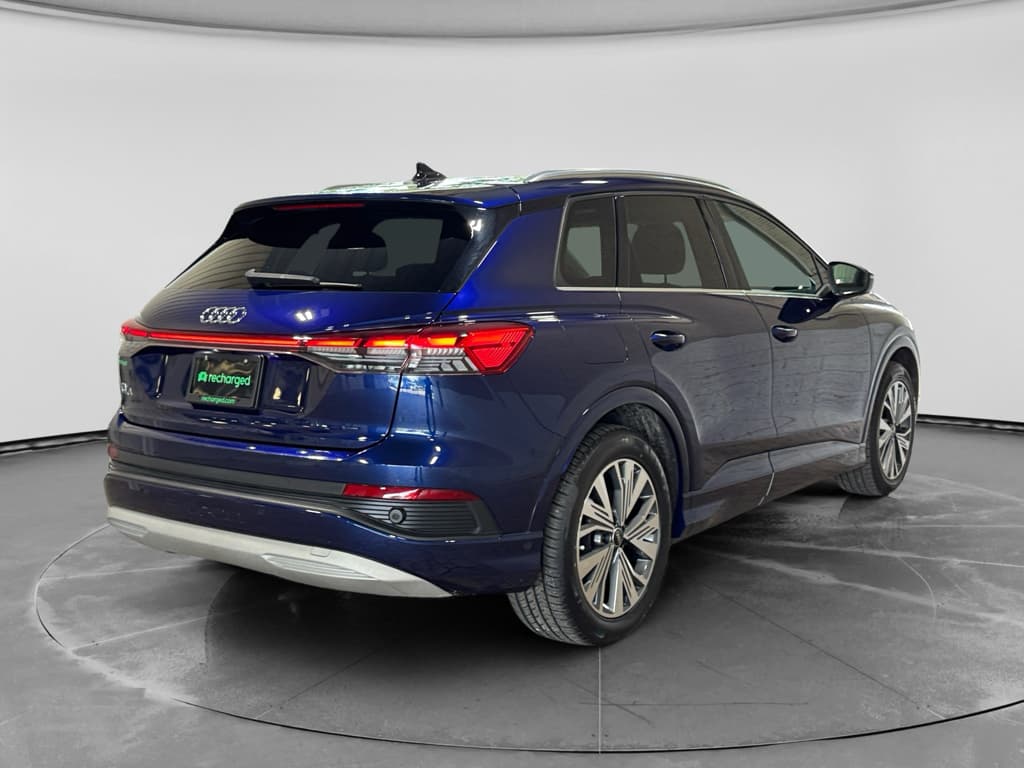 2023 Audi Q4 e-tron view 3