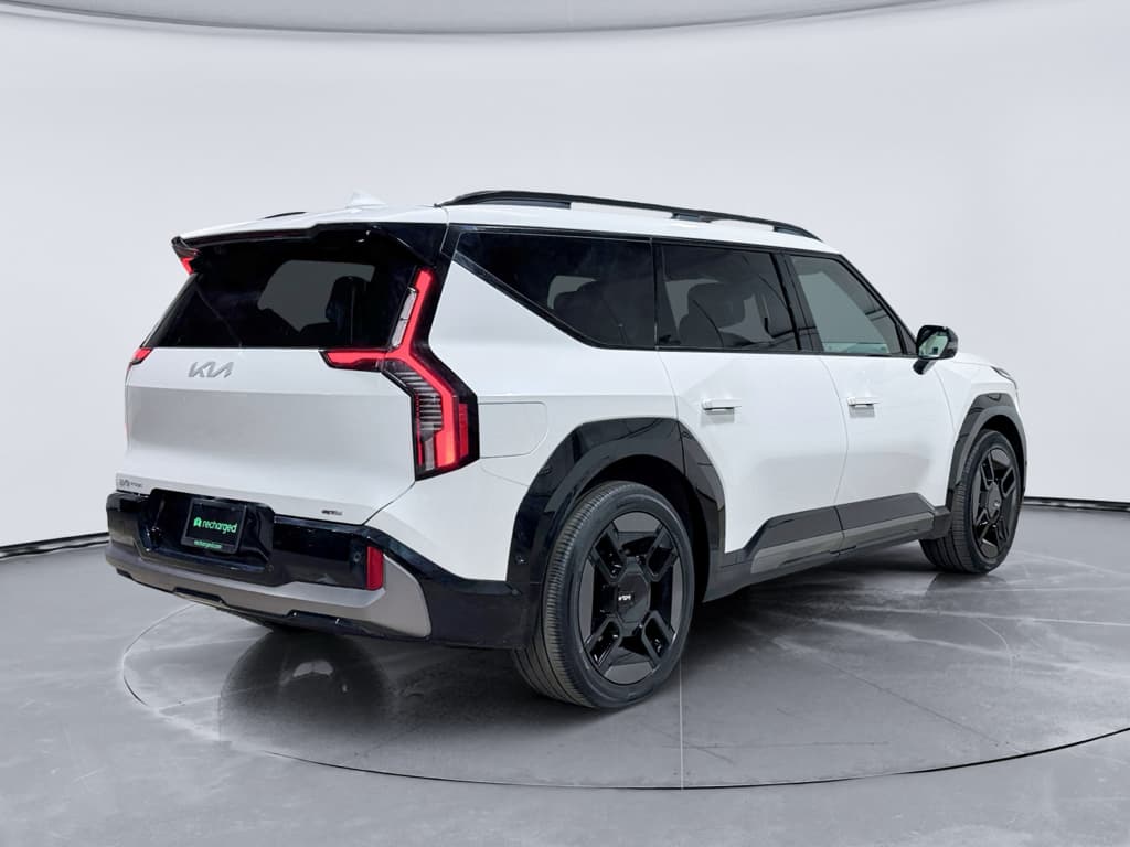 2024 Kia EV9 view 3