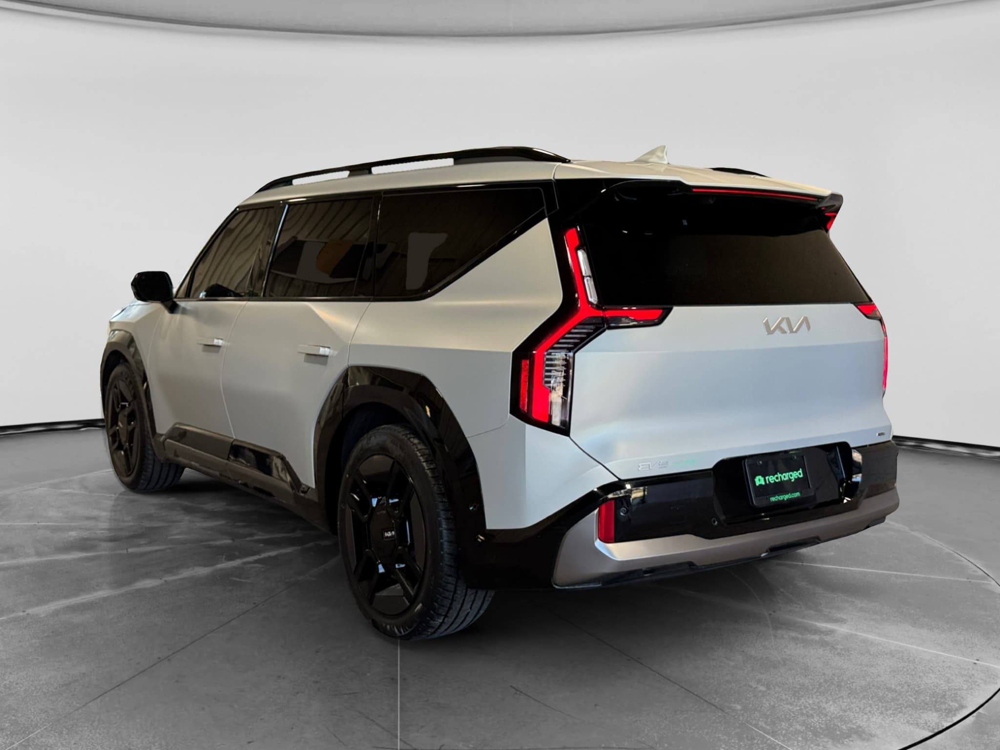 2024 Kia EV9 view 2