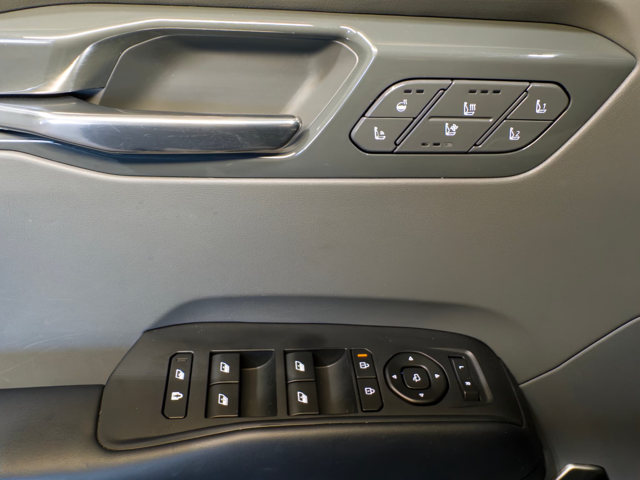 2024 Kia EV9 view 7