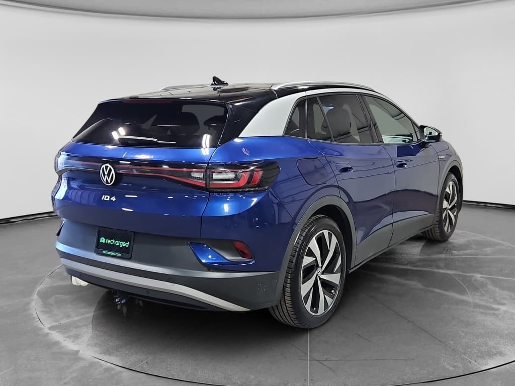 2021 Volkswagen ID.4 view 3