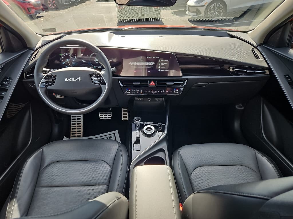 2023 Kia Niro EV view 15