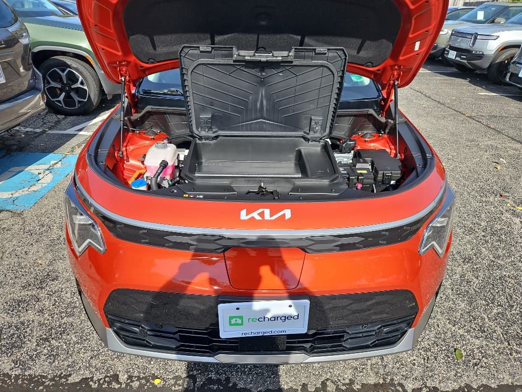 2023 Kia Niro EV view 25
