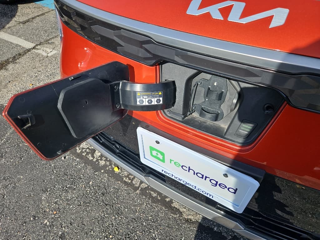 2023 Kia Niro EV view 5