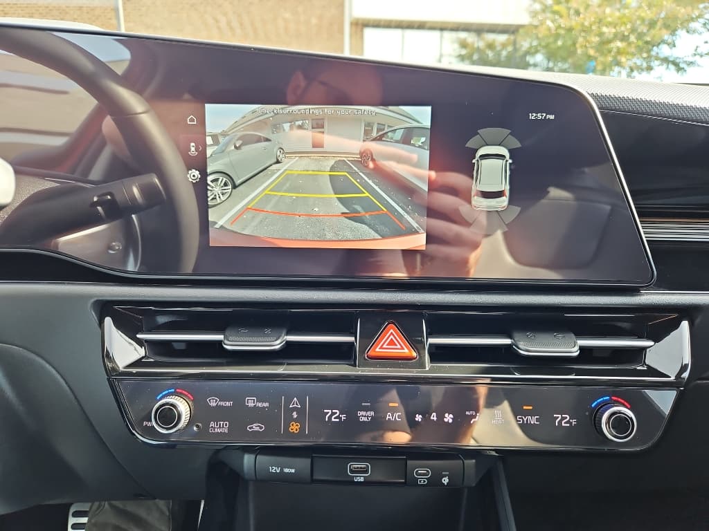 2023 Kia Niro EV view 14