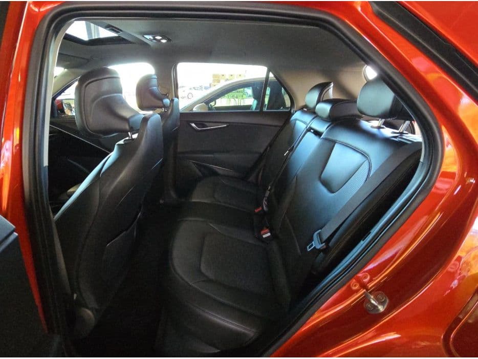 2023 Kia Niro EV view 6