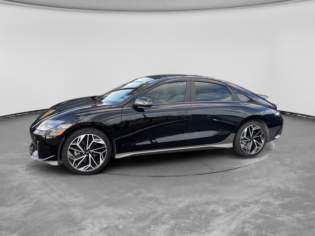 2023 Hyundai IONIQ 6 view 7