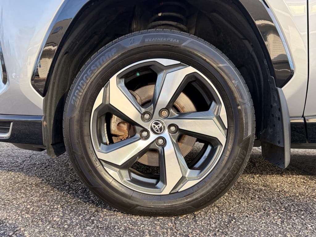 2021 Toyota RAV4 Prime view 33