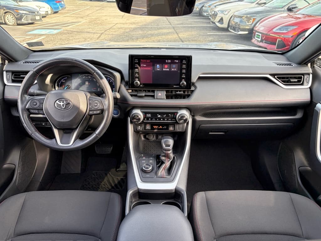 2021 Toyota RAV4 Prime view 16