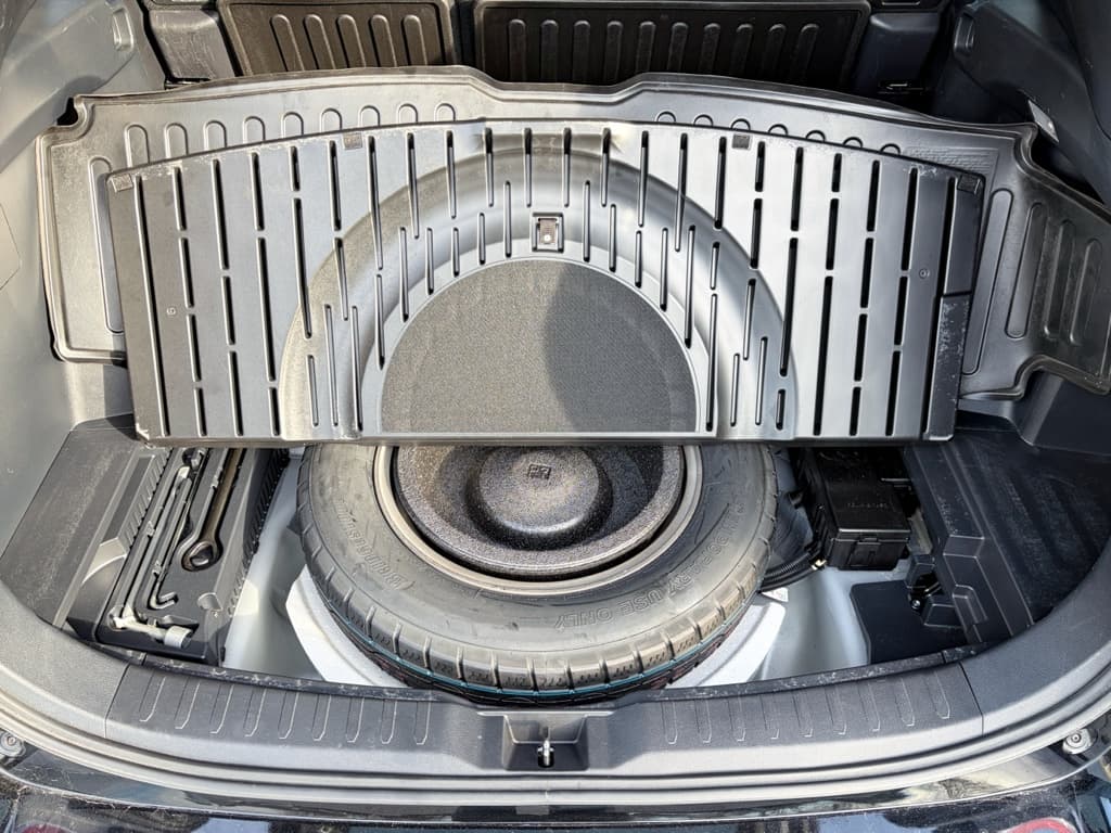 2021 Toyota RAV4 Prime view 26