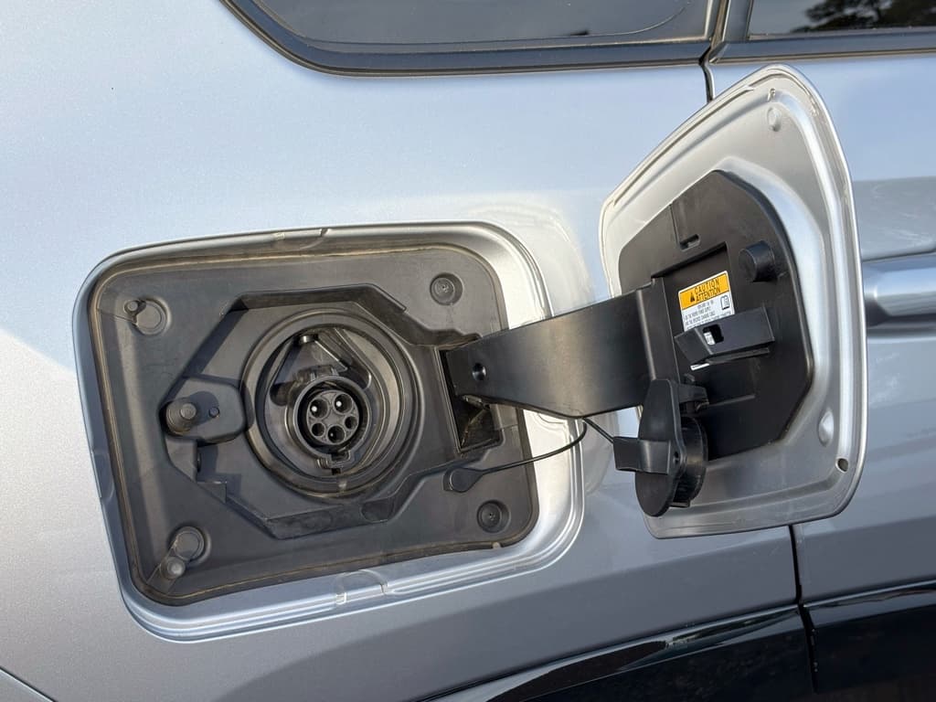 2021 Toyota RAV4 Prime view 5