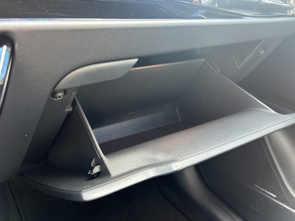 2023 Kia Niro EV view 16