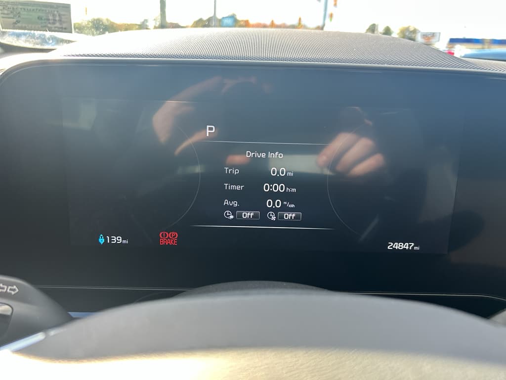 2023 Kia Niro EV view 8