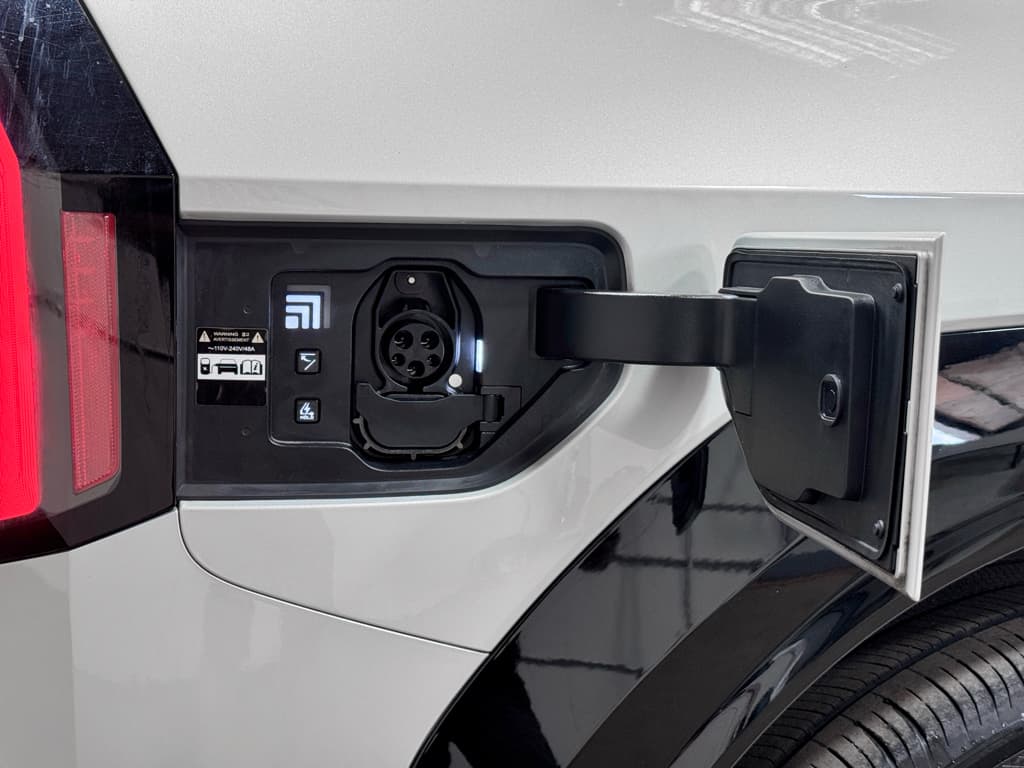 2024 Kia EV9 view 5