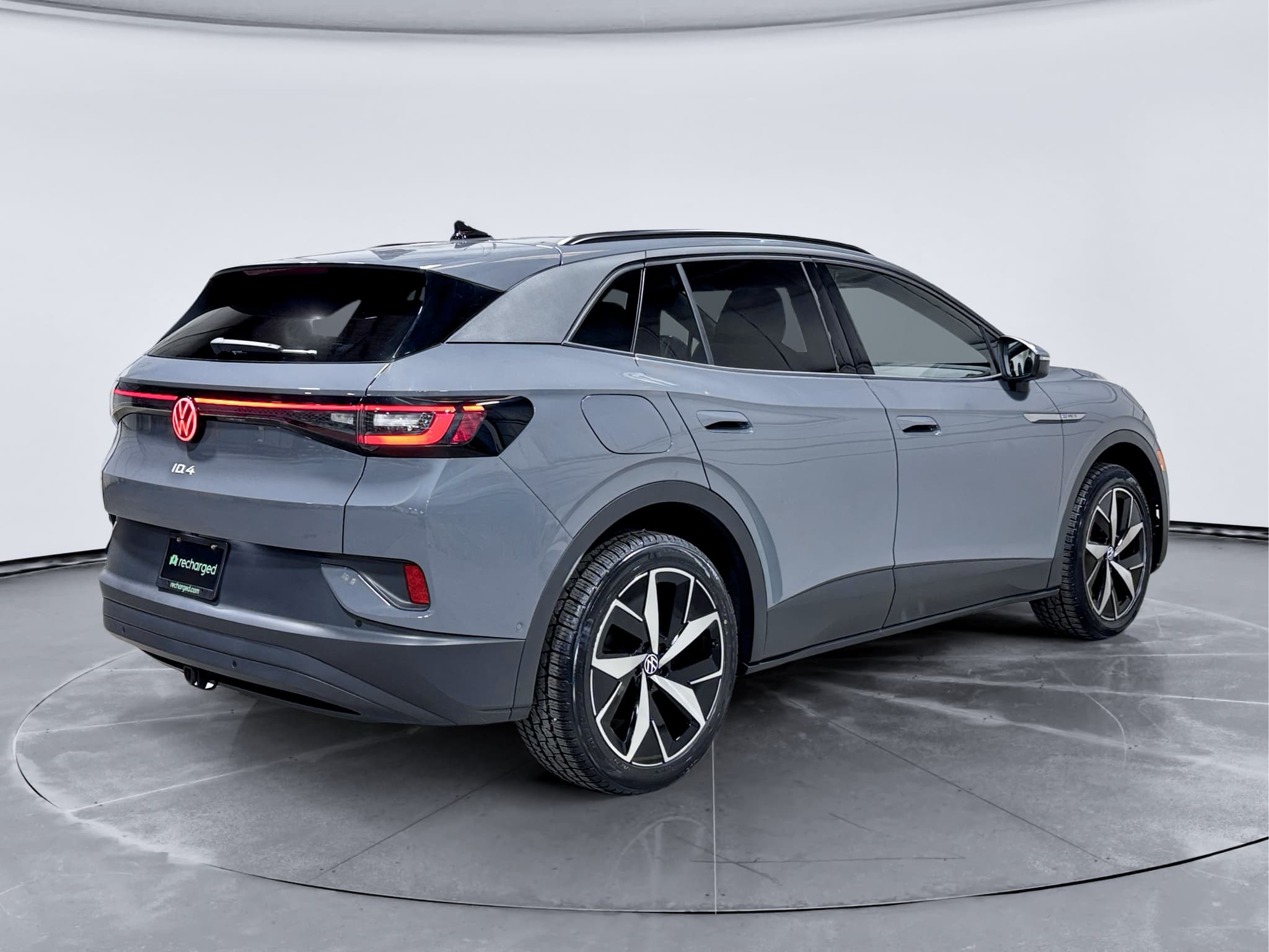 2023 Volkswagen ID.4 view 3