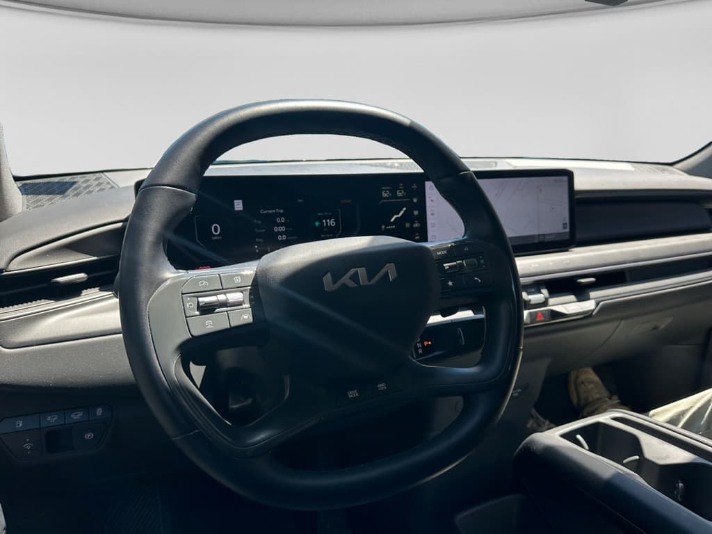 2024 Kia EV9 view 6