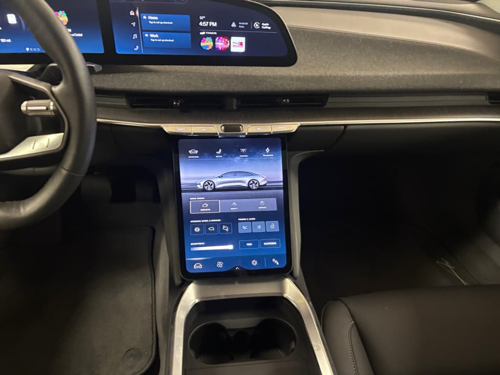 2025 Lucid Air view 7