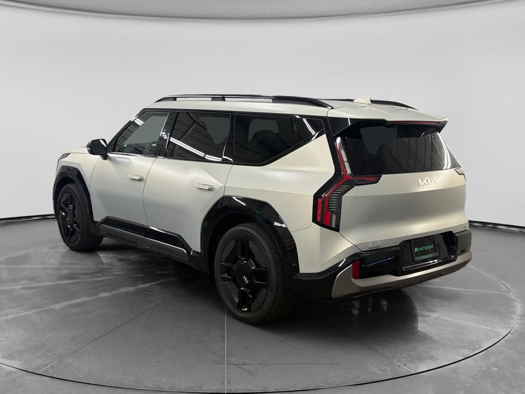 2024 Kia EV9 view 2