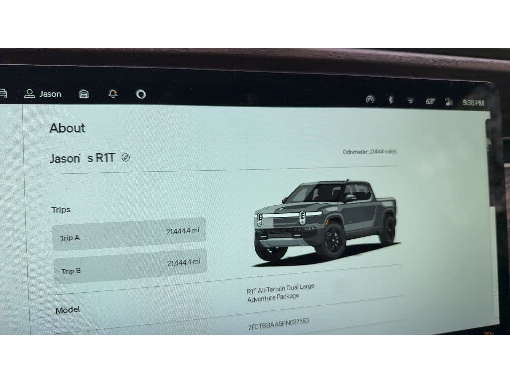 2023 Rivian R1T view 7