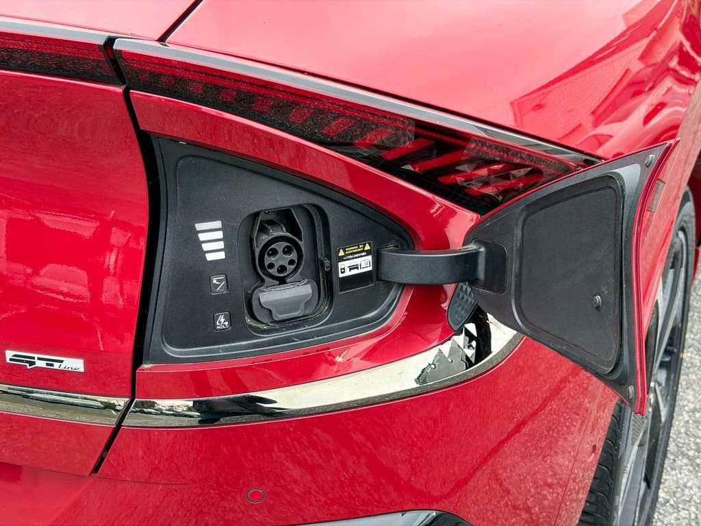 2022 Kia EV6 view 5