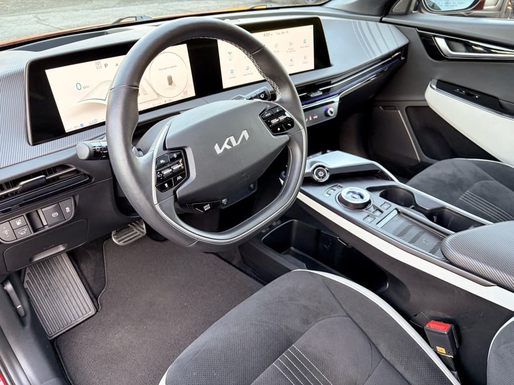 2022 Kia EV6 view 19