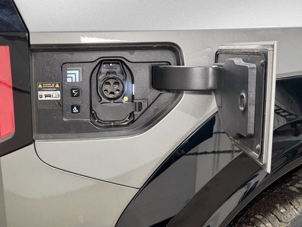2024 Kia EV9 view 5