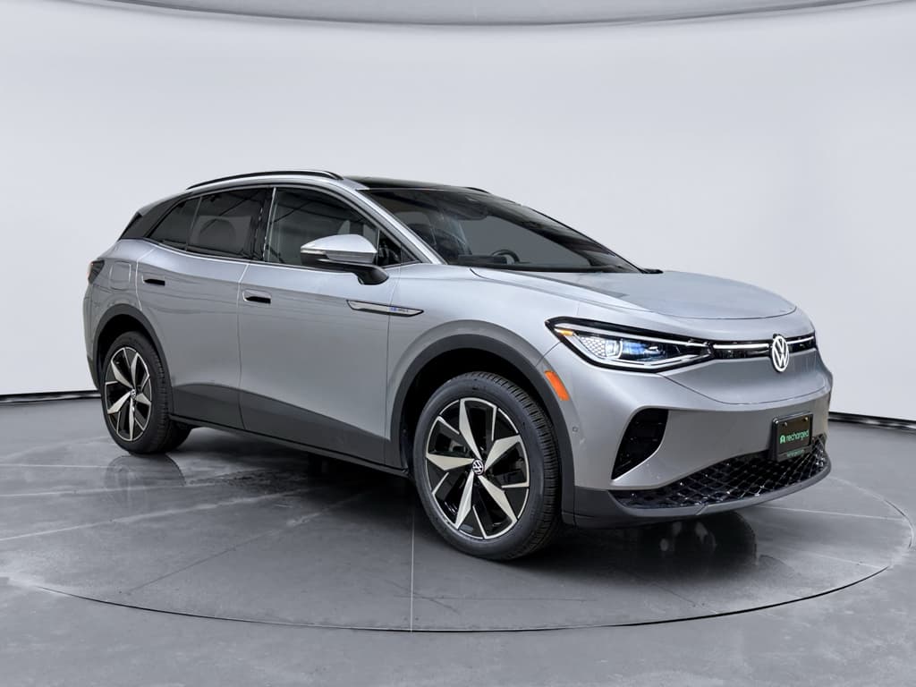 2023 Volkswagen ID.4 view 4