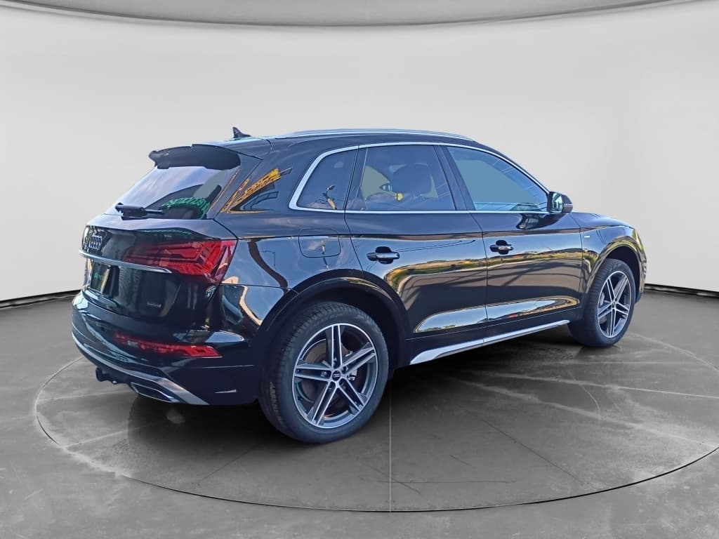 2025 Audi Q5 e view 2