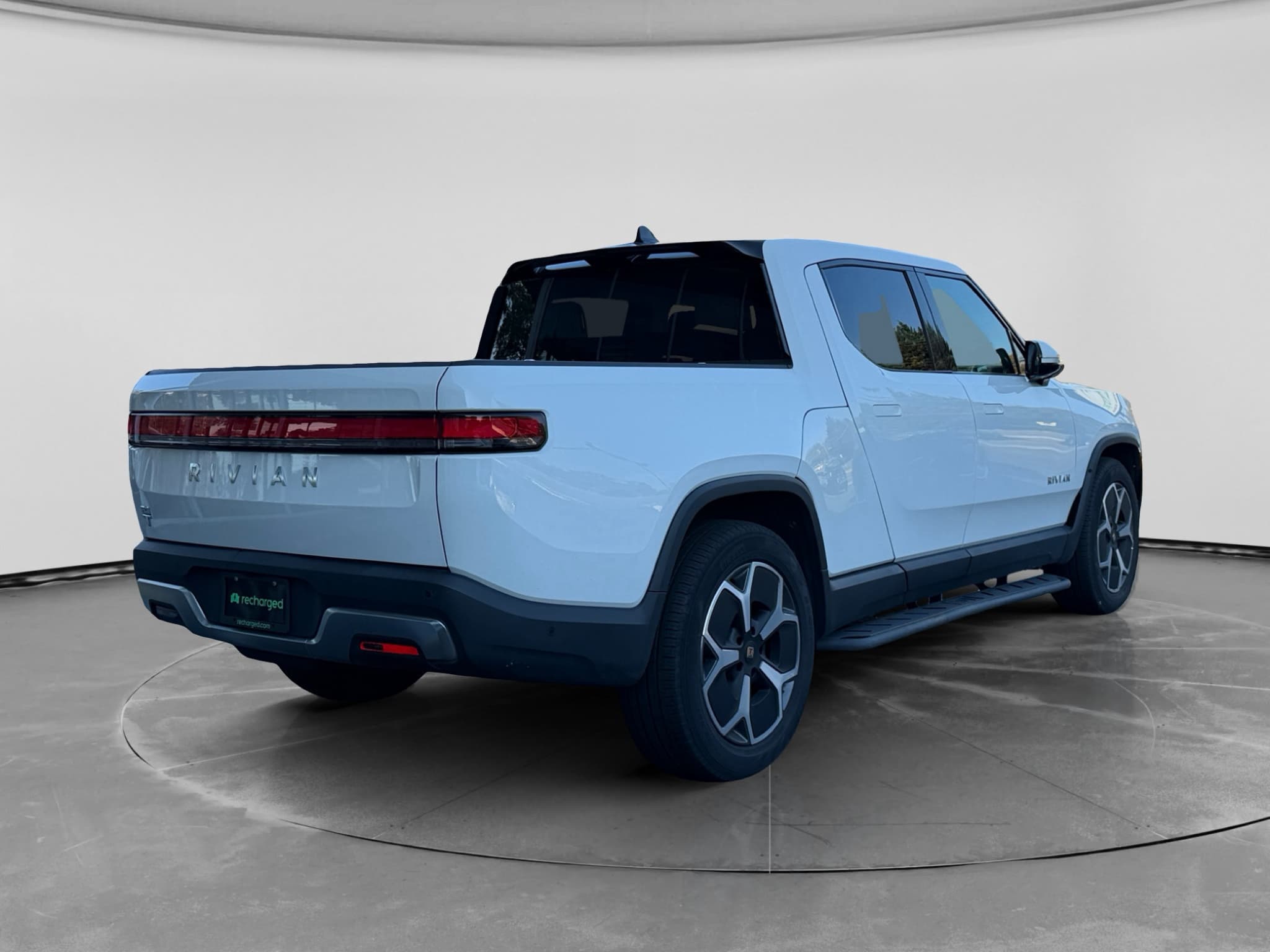 2023 Rivian R1T view 2