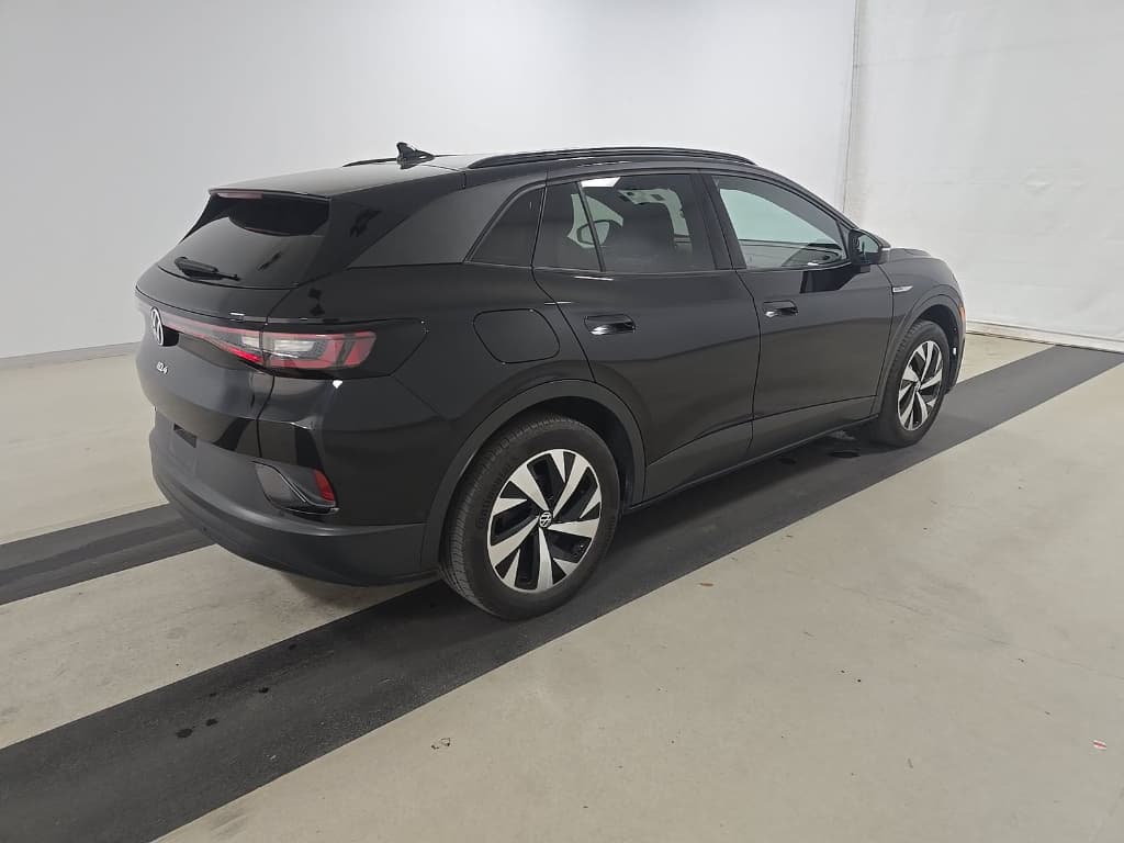 2023 Volkswagen ID.4 view 3