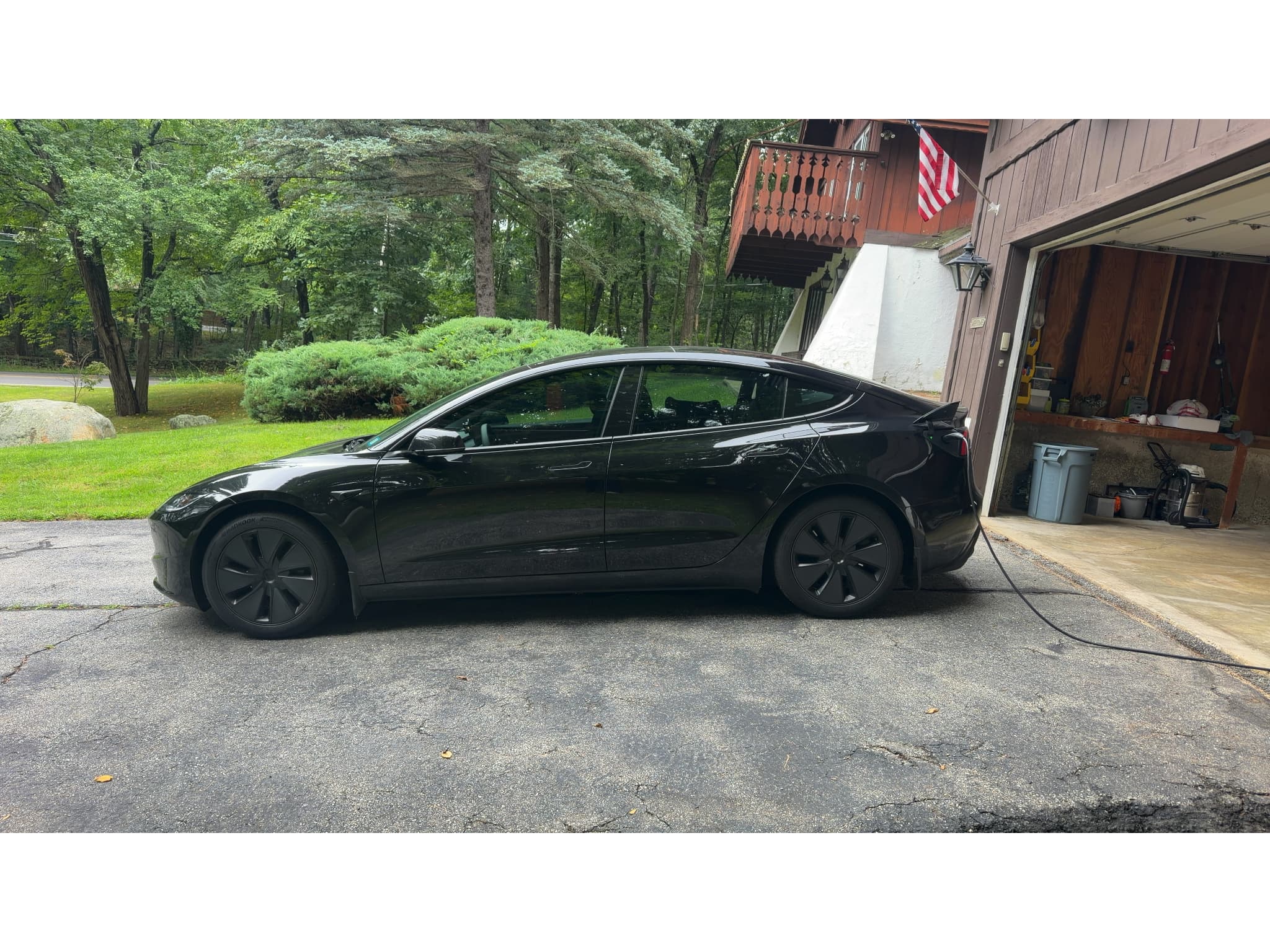 2025 Tesla Model 3 view 4