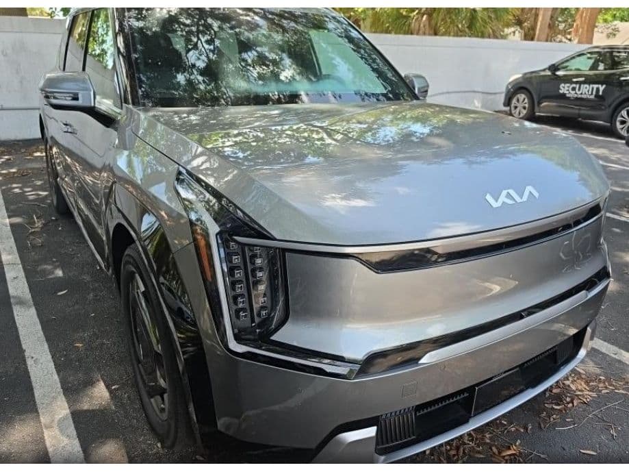 2024 Kia EV9 view 2