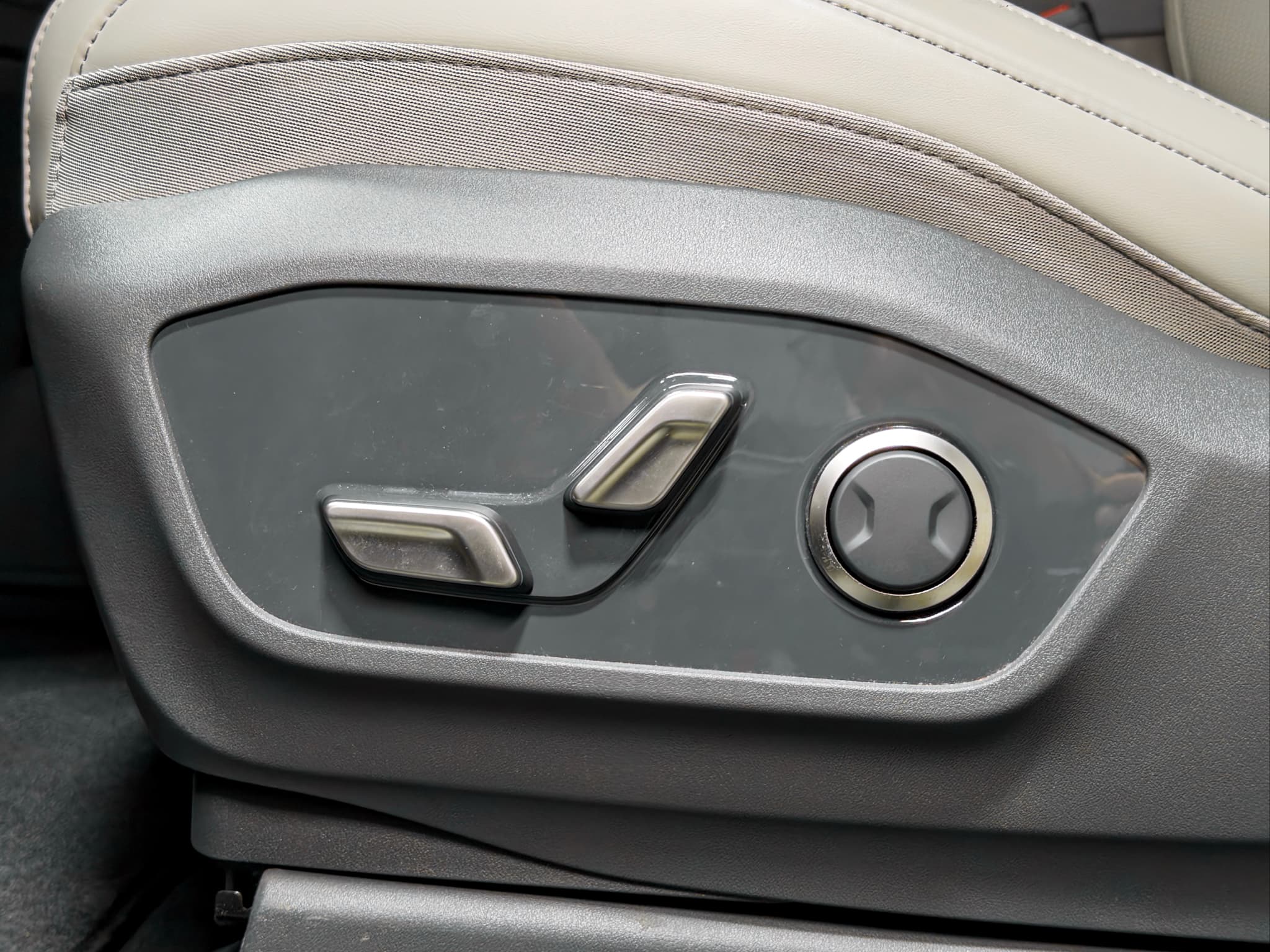 2024 Kia EV9 view 7
