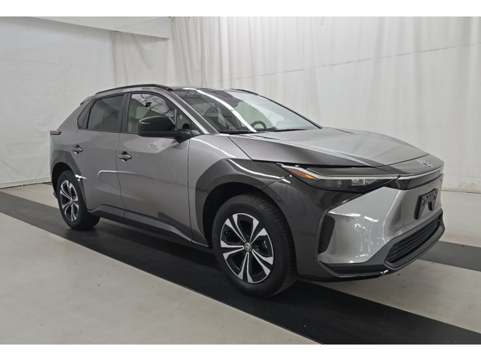 2023 Toyota bZ4X view 2