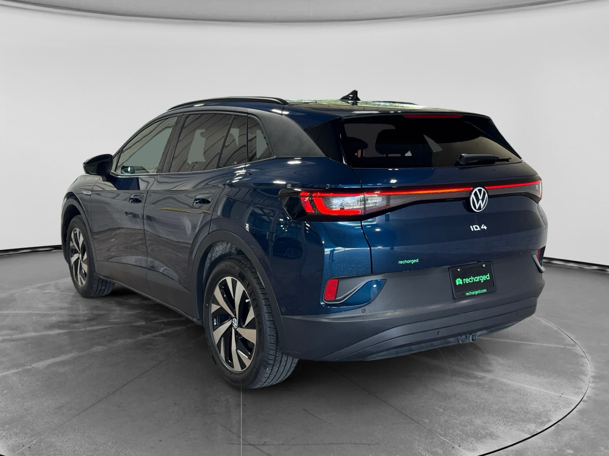 2023 Volkswagen ID.4 view 2