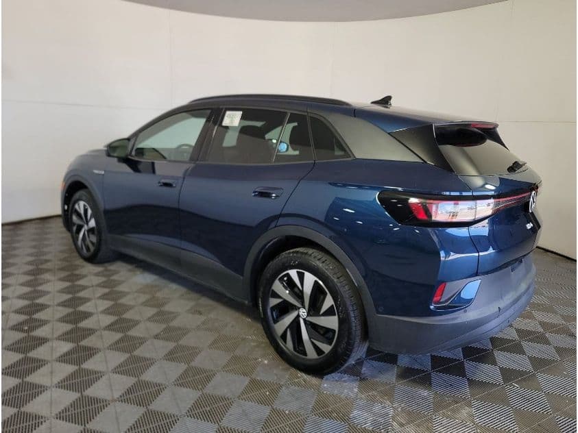 2023 Volkswagen ID.4 view 4