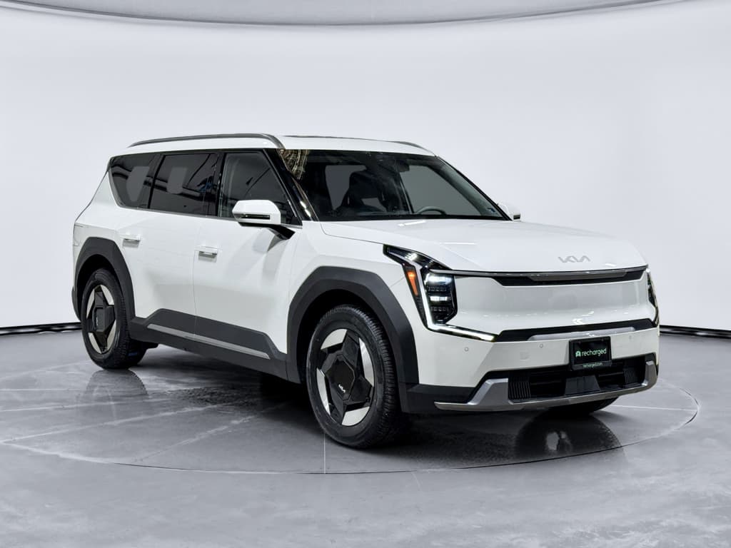 2024 Kia EV9 view 4