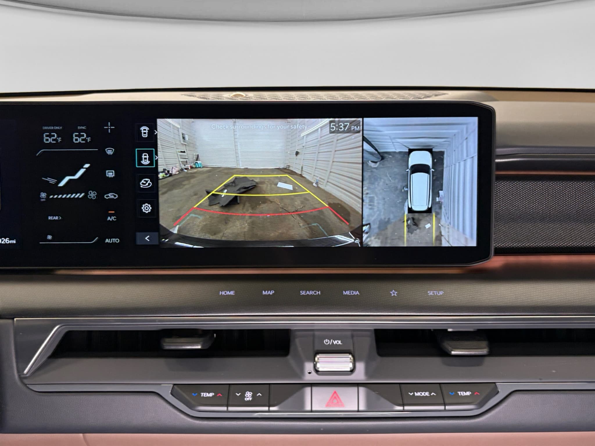 2024 Kia EV9 view 5