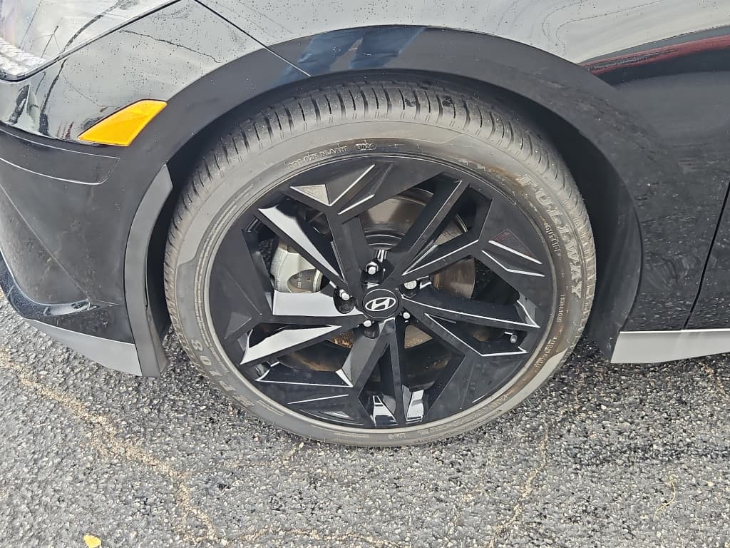 2023 Hyundai IONIQ 6 view 30