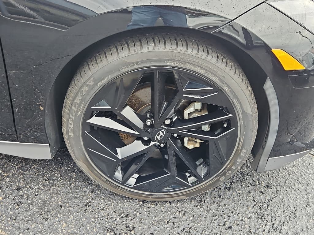 2023 Hyundai IONIQ 6 view 36