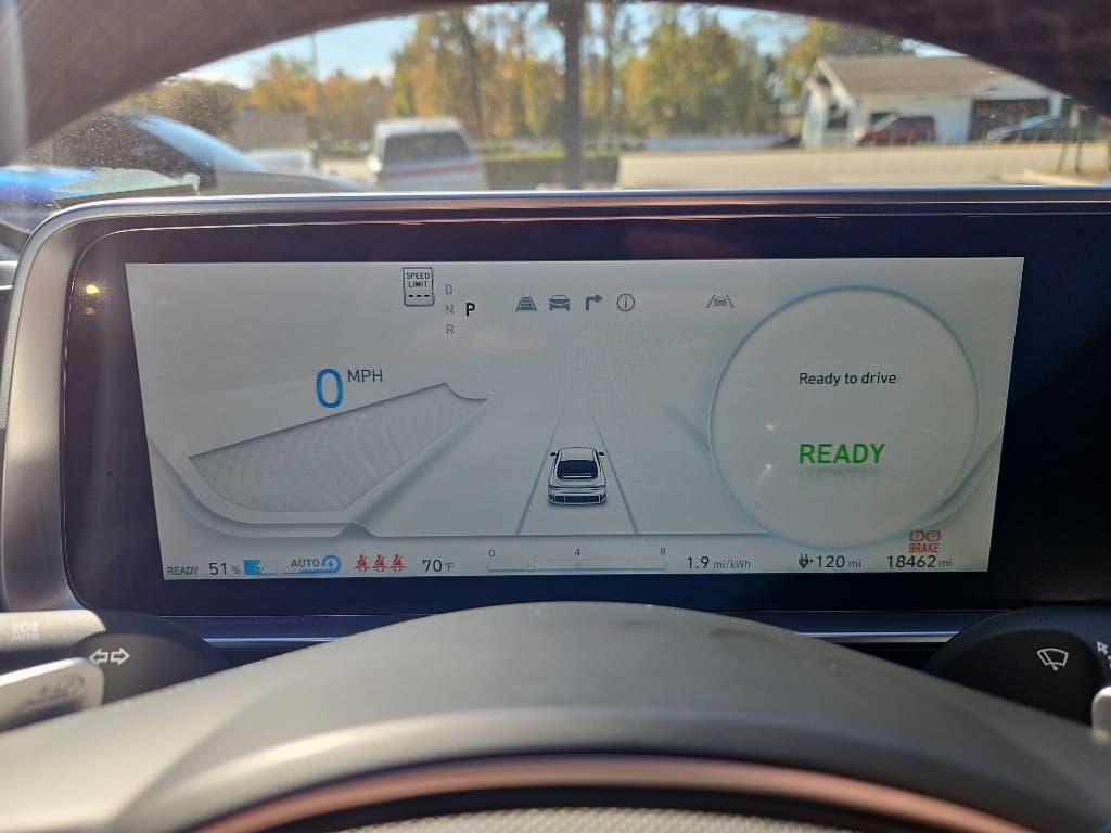 2023 Hyundai IONIQ 6 view 9