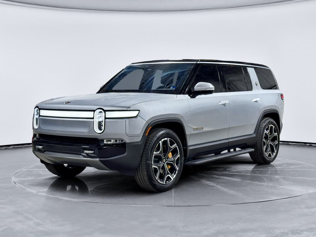 2024 Rivian R1S