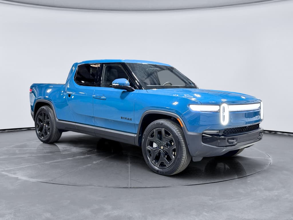 2025 Rivian R1T view 4