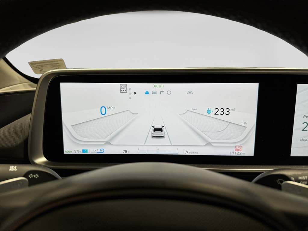 2023 Hyundai IONIQ 6 view 7