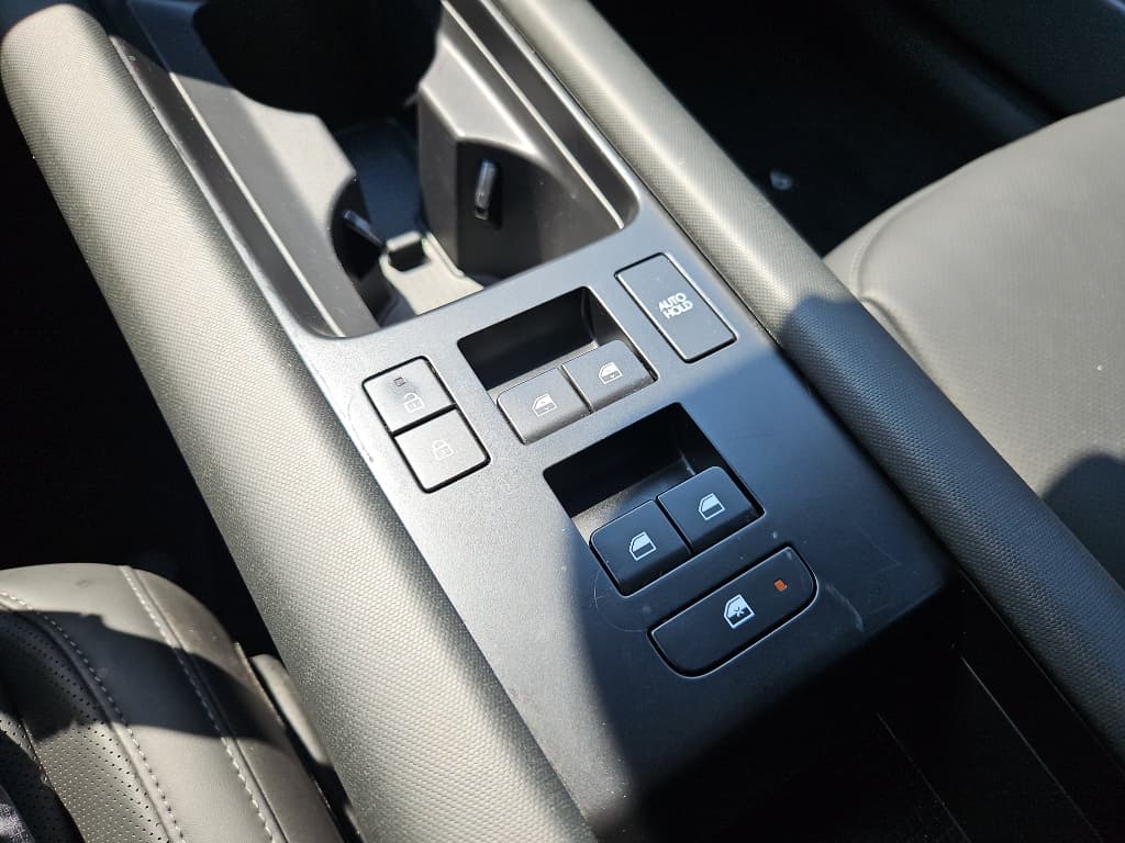 2023 Hyundai IONIQ 6 view 20