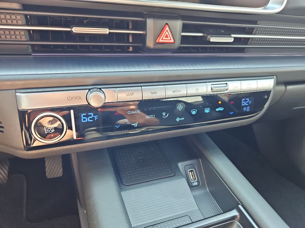2023 Hyundai IONIQ 6 view 21