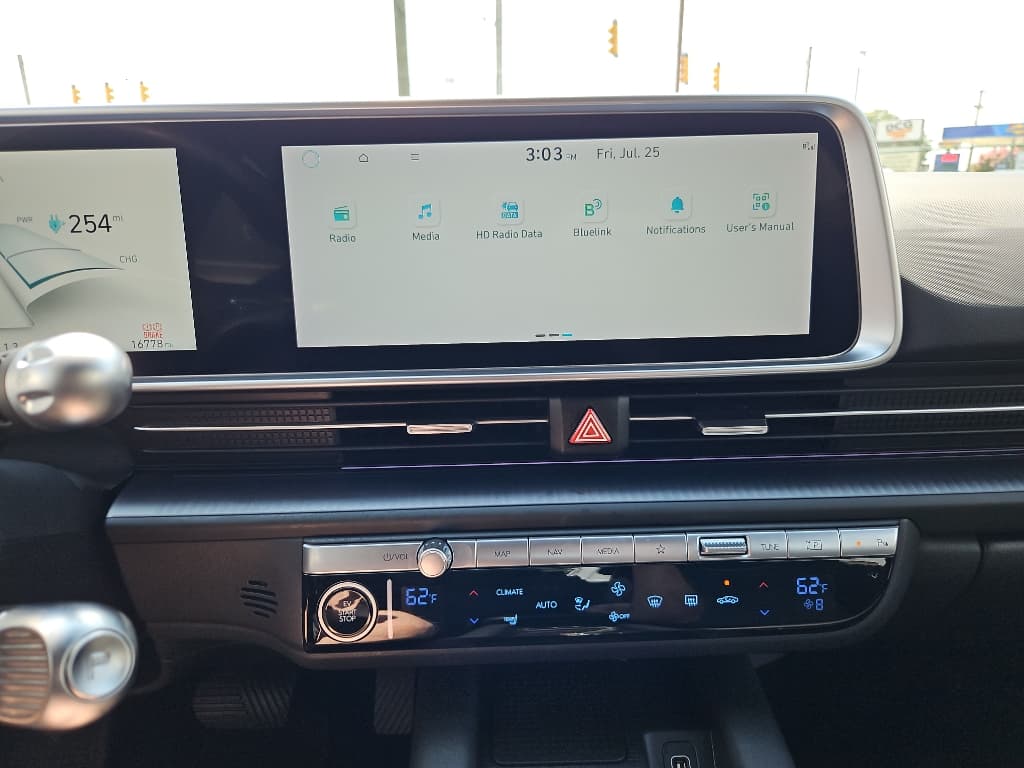 2023 Hyundai IONIQ 6 view 14
