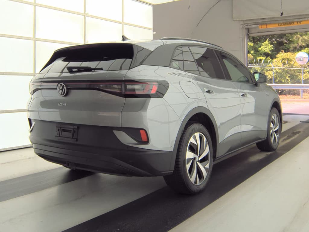 2023 Volkswagen ID.4 view 3