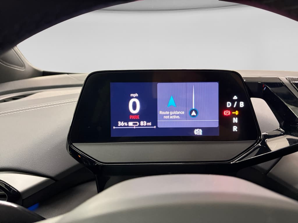 2023 Volkswagen ID.4 view 7