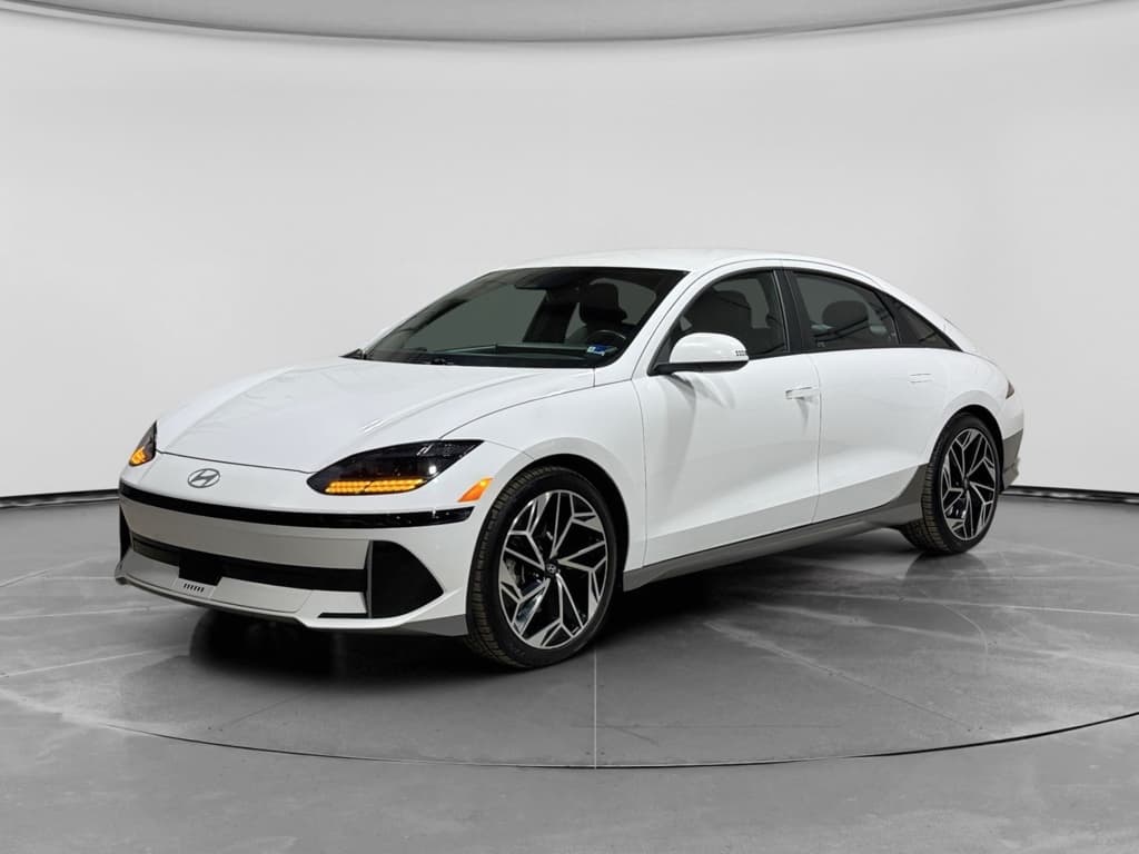 2023 Hyundai IONIQ 6 view 1